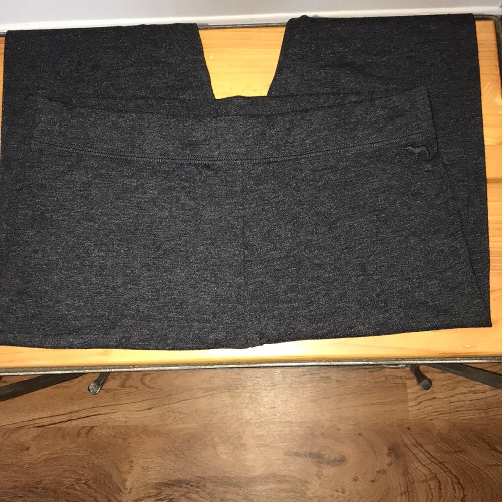 grey leggings from pink